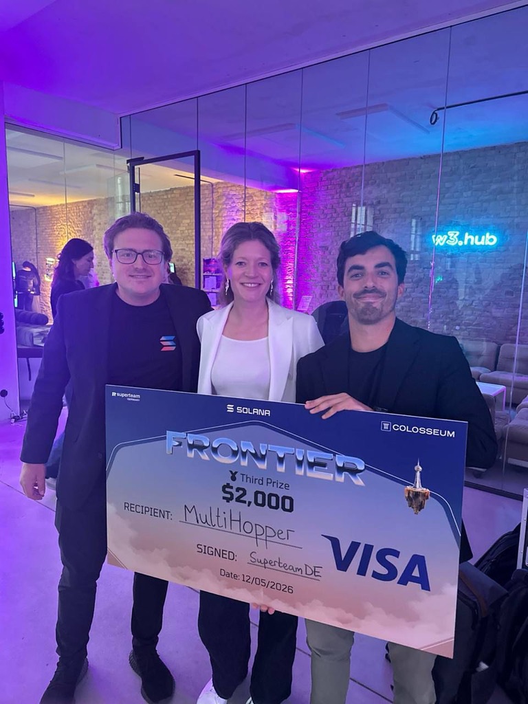 MultiHopper receiving the third-prize award in the Visa track at Superteam Germany’s Solana Colosseum event in Berlin